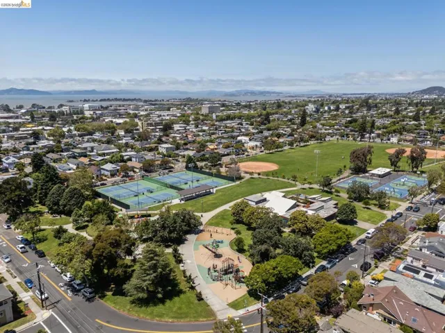 2817 Stanton St, Berkeley, California 94702