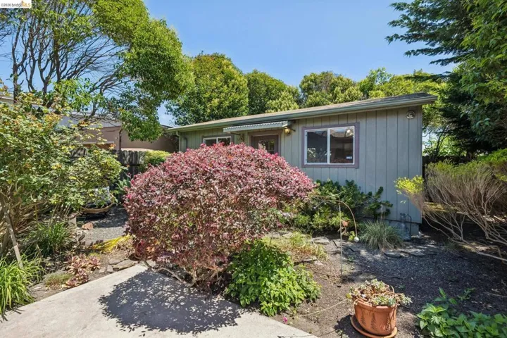 2817 Stanton St, Berkeley, California 94702