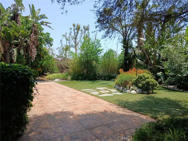 444 Redlands Avenue, Claremont, California 91711