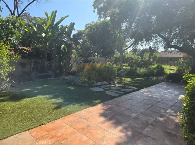 444 Redlands Avenue, Claremont, California 91711