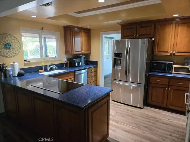 444 Redlands Avenue, Claremont, California 91711