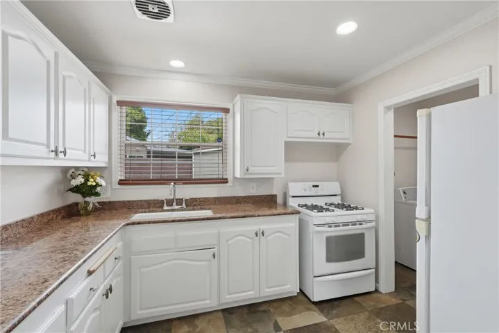 1025 N Modena, Anaheim, California 92801