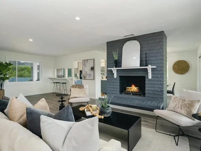 2302 Via Dieguenos, Alpine, California 91901