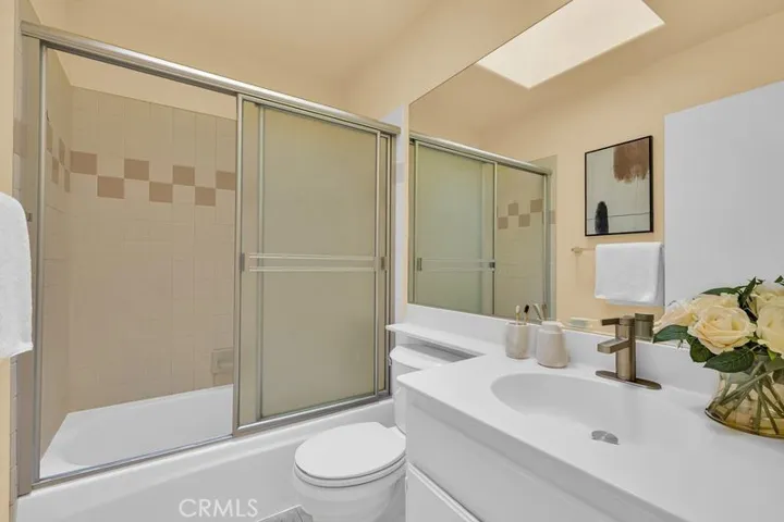 132 N Atlantic Blvd A, Alhambra, California 91801
