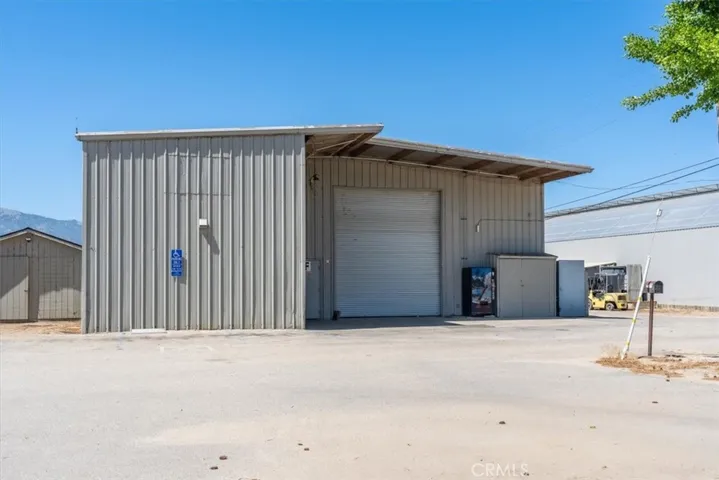 23820 Potter Road, Salinas, California 93908