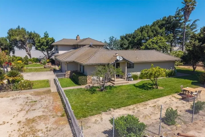 23820 Potter Road, Salinas, California 93908