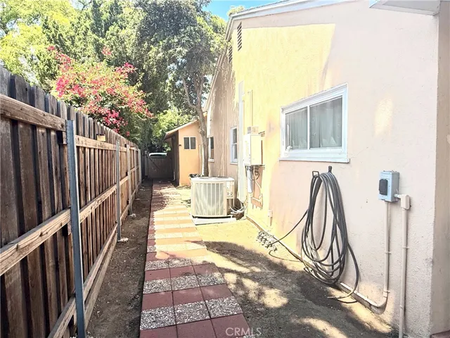 13638 Hartland, Van Nuys, California 91405