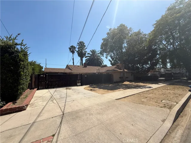View from the driveway curbide.