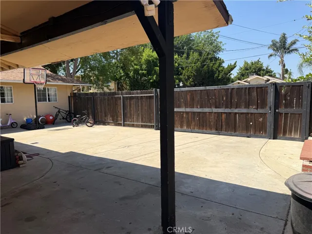 Wide and deep front yard.