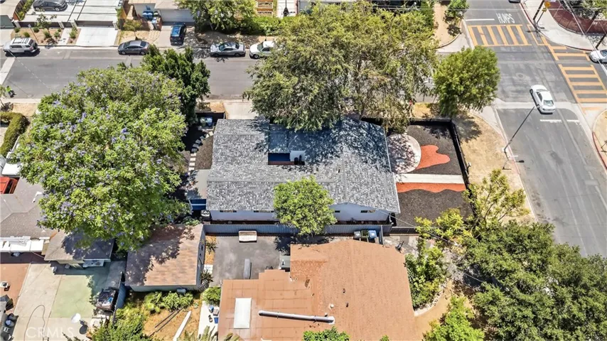 7500 Vassar, Canoga Park, California 91303