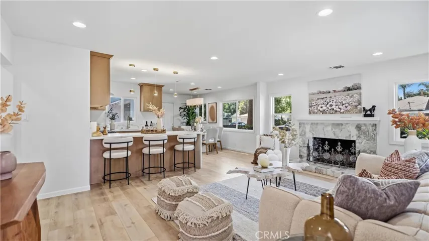 7500 Vassar, Canoga Park, California 91303