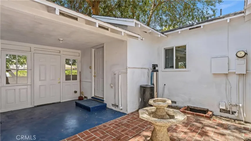 7500 Vassar, Canoga Park, California 91303