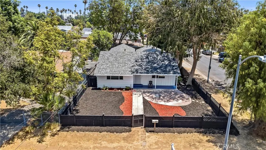 7500 Vassar, Canoga Park, California 91303