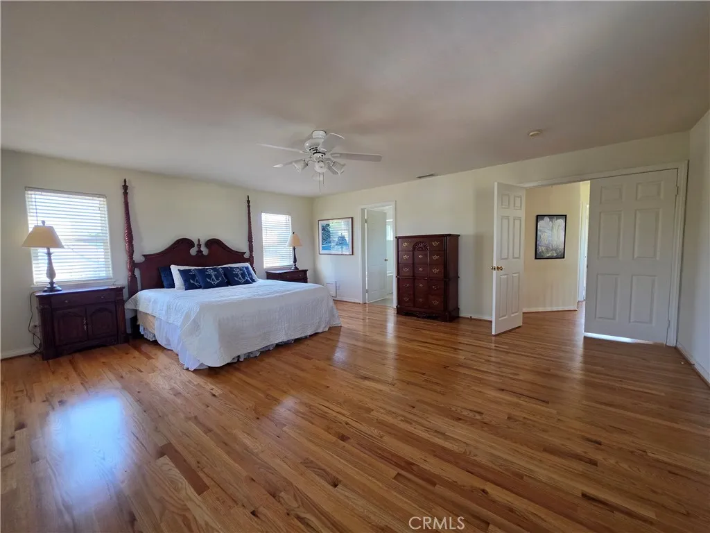 Primary Suite with h