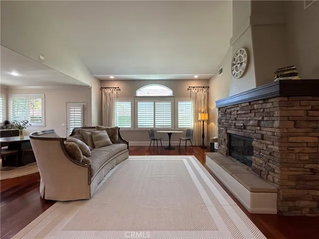 12210 Vista Court, Chino, California 91710
