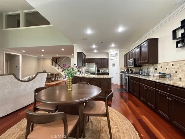 12210 Vista Court, Chino, California 91710