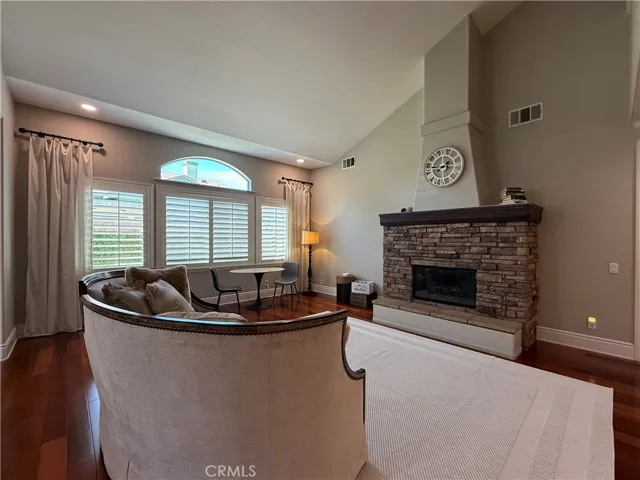 12210 Vista Court, Chino, California 91710