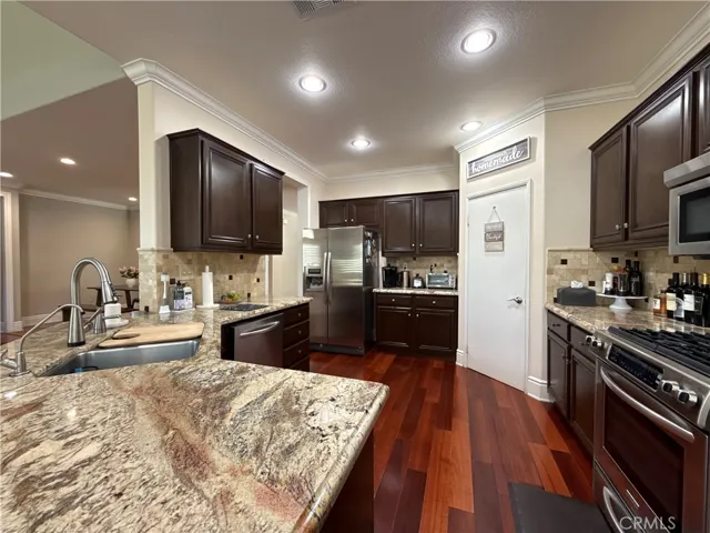 12210 Vista Court, Chino, California 91710
