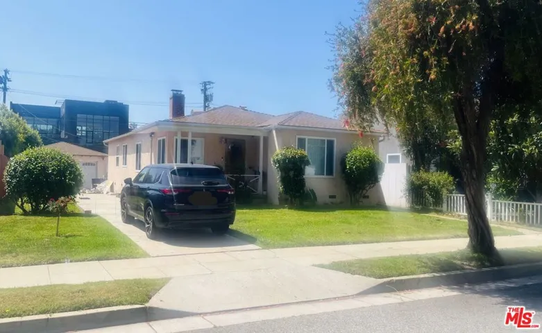 3202 Urban Avenue, Santa Monica, California 90404