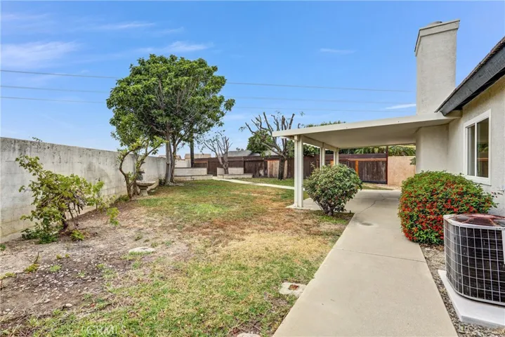 2869 W Esperanza, Rialto, California 92377