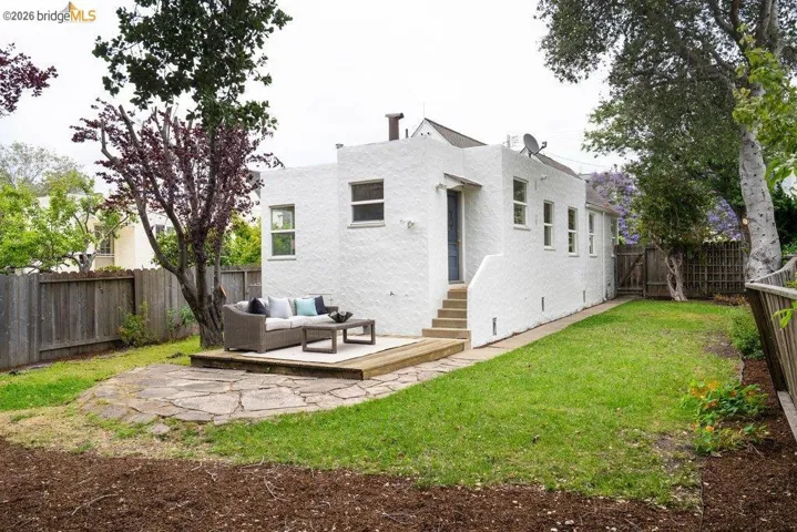 408 Cornell Avenue, Albany, California 94706