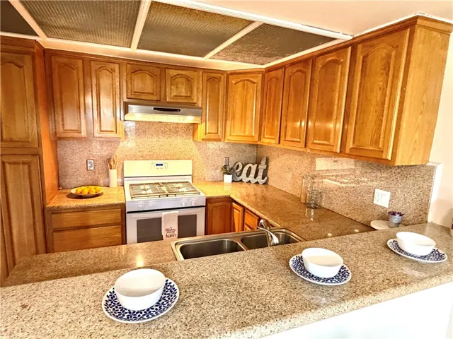 Breakfast bar