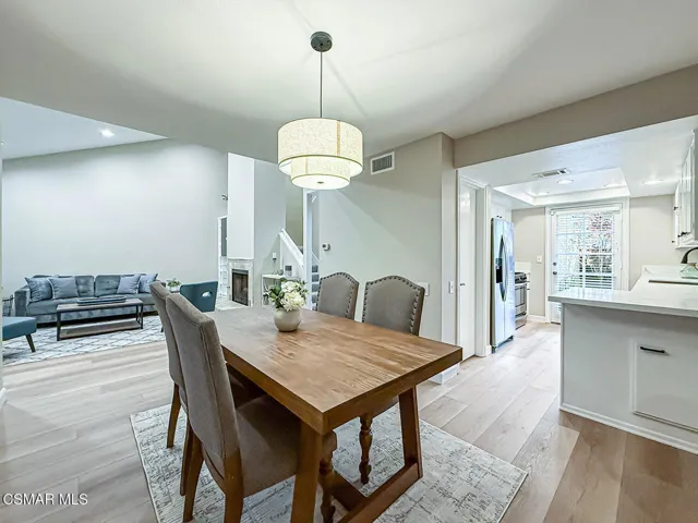 bLiving and Dining6