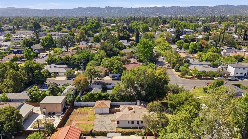 5710 Cantaloupe, Valley Glen, California 91401