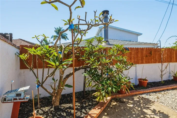 309 S Prospect Avenue, Redondo Beach, California 90277