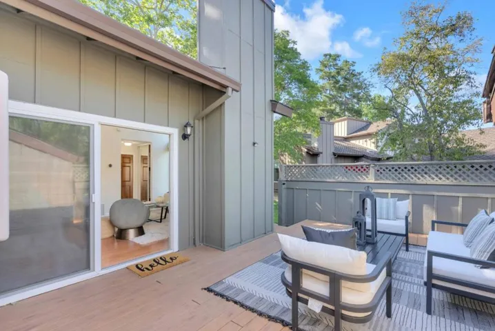 107 Charter Oaks Circle, Los Gatos, California 95032
