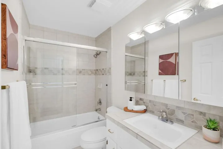 107 Charter Oaks Circle, Los Gatos, California 95032
