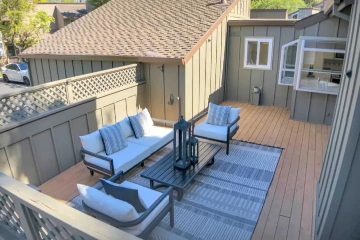 107 Charter Oaks Circle, Los Gatos, California 95032