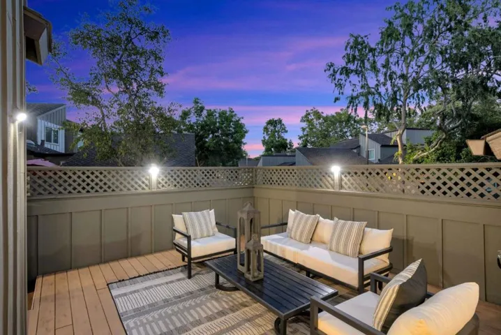 107 Charter Oaks Circle, Los Gatos, California 95032