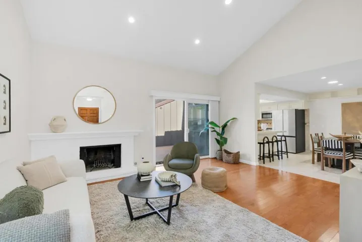 107 Charter Oaks Circle, Los Gatos, California 95032