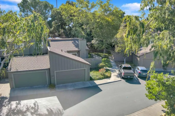 107 Charter Oaks Circle, Los Gatos, California 95032