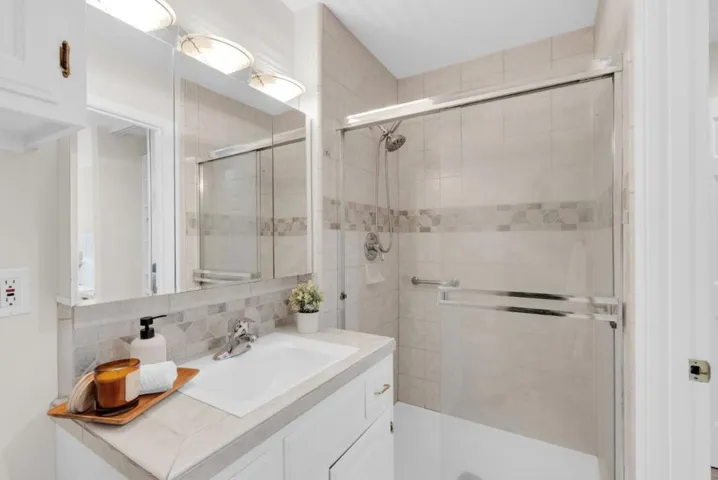 107 Charter Oaks Circle, Los Gatos, California 95032