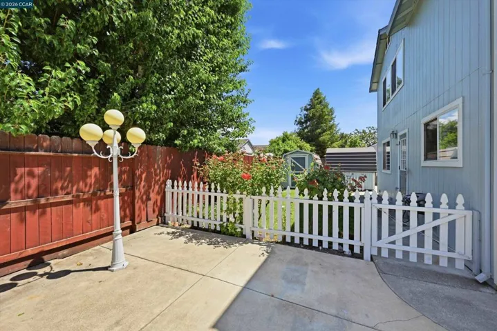 233 Belfiore Lane, Windsor, California 95492