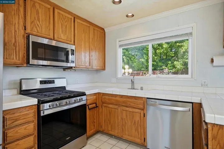 233 Belfiore Lane, Windsor, California 95492