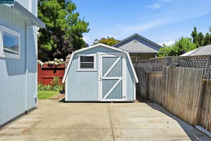 233 Belfiore Lane, Windsor, California 95492