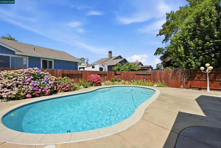 233 Belfiore Lane, Windsor, California 95492