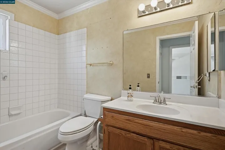 233 Belfiore Lane, Windsor, California 95492
