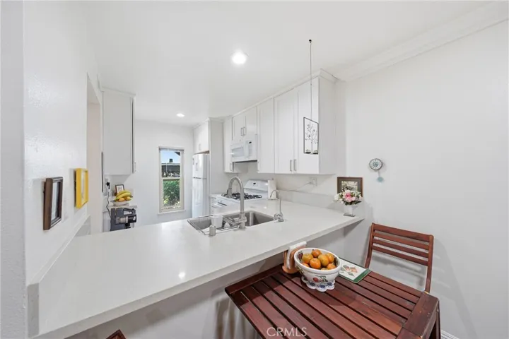 406 Orange Blossom, Irvine, California 92618