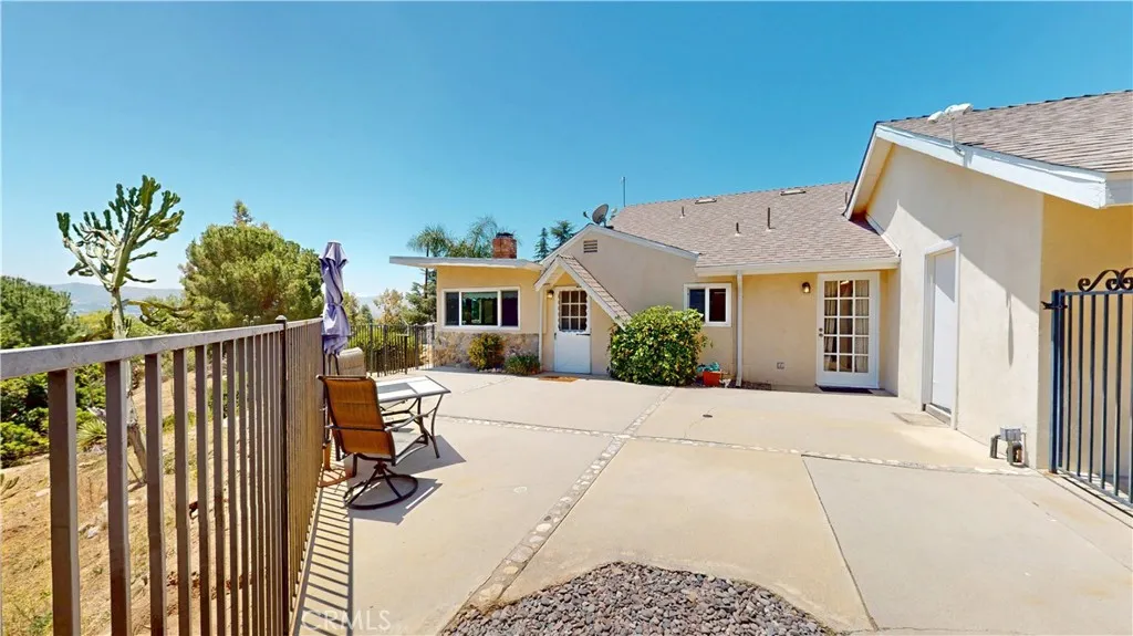 Patio to kitchenside of house