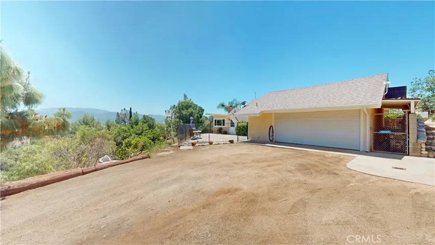 Driveway & Parking area and oversized garage