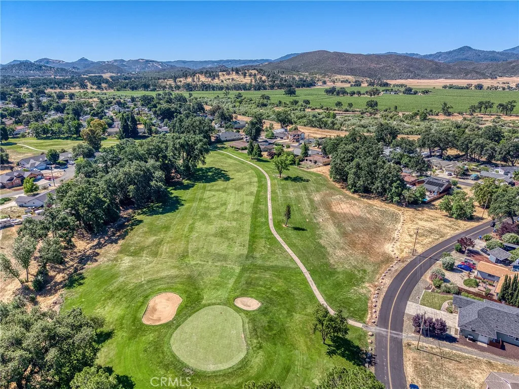 HOA Amenities - Golf Course