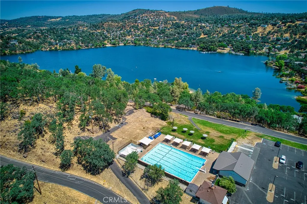 HOA Amenities - Pool