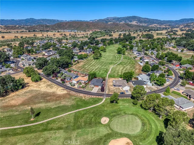 HOA Amenities - Golf Course