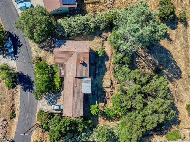 17045 Squirrelhill, Hidden Valley Lake, California 95467