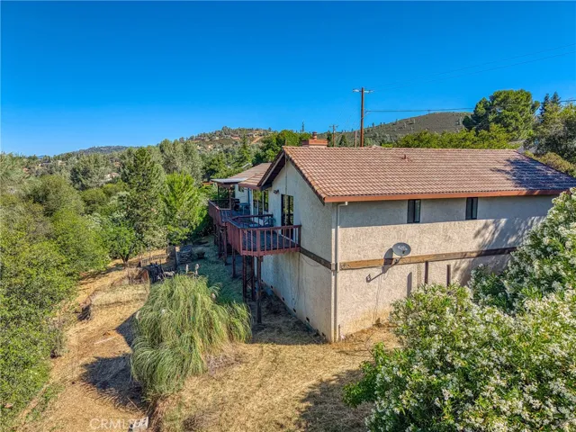 17045 Squirrelhill, Hidden Valley Lake, California 95467