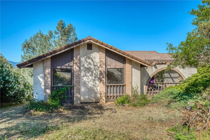 17045 Squirrelhill, Hidden Valley Lake, California 95467